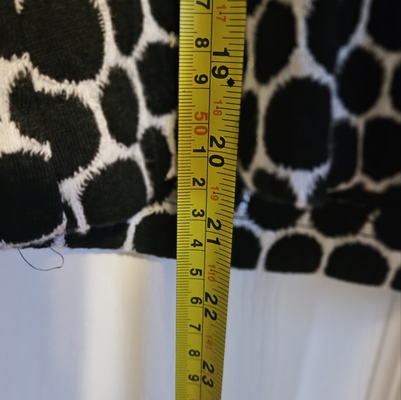 Vintage Studio Point L/G Black and White polka dot jacket with flowey sleeves - Picture 4 of 9